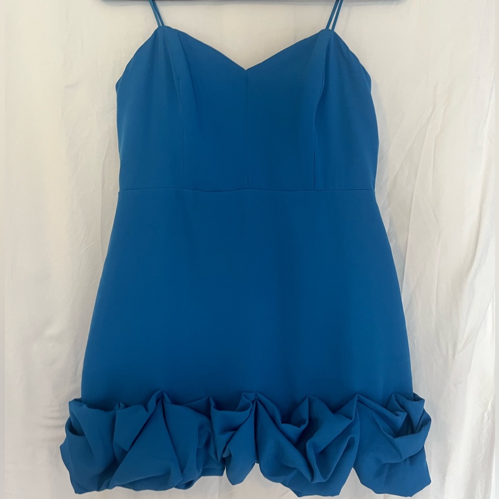 NEVER USED, Strapless blue ruffled mini dress